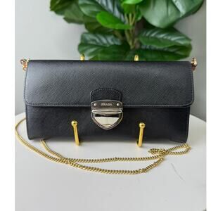 💎✨Authentic Prada Black Saffiano Leather Crossbody Bag
